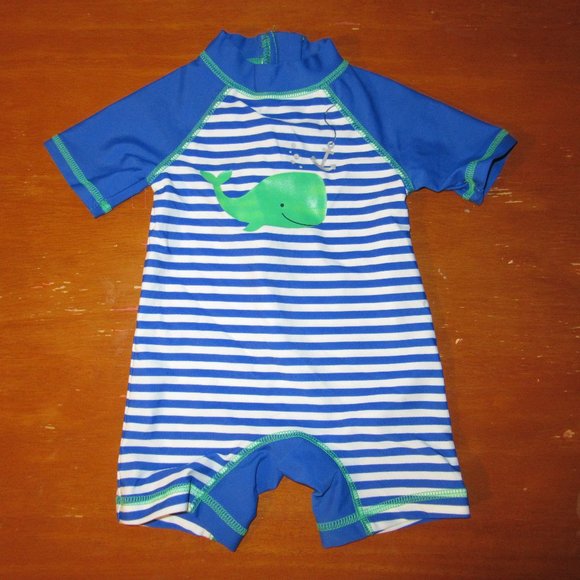 Rashguard One Piece Swimsuit 🥰 2 for $10 on select kids items 🥰 - Picture 1 of 2